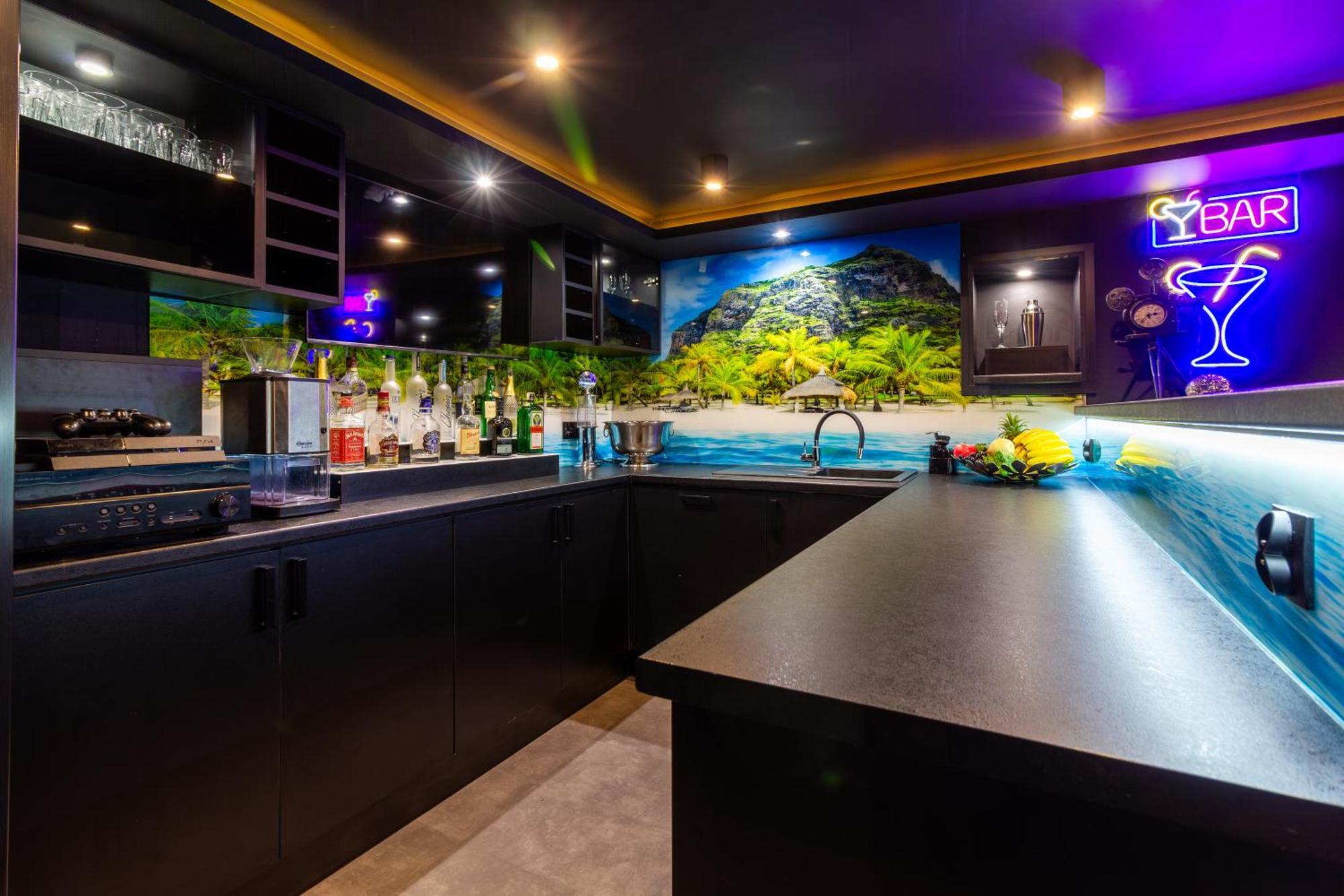 Villa Housecube, Bar , Prywatne Kino, Bilard , Luxus Breslavia Esterno foto